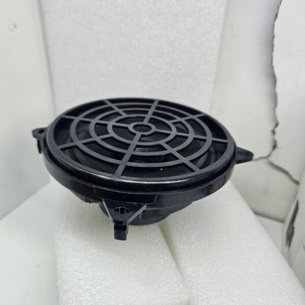 تصویر اصلی محصول اسپیکر ۶.۵ اینچ PMPO 180